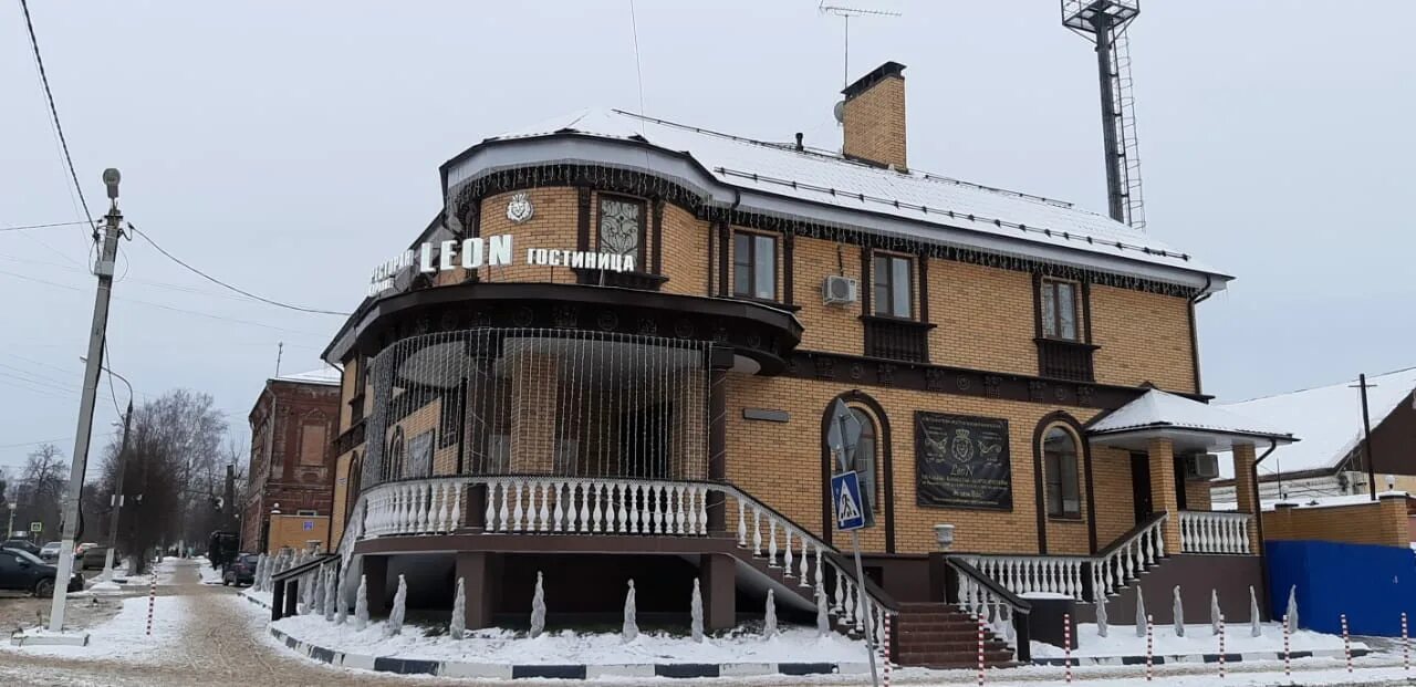 Гостиница в павловском посаде. Гостиница подмосковная павловский посад. Мотель подкова славянск на кубани. Гостевой домик павловский посад. Ресторан леон в павловском посаде.