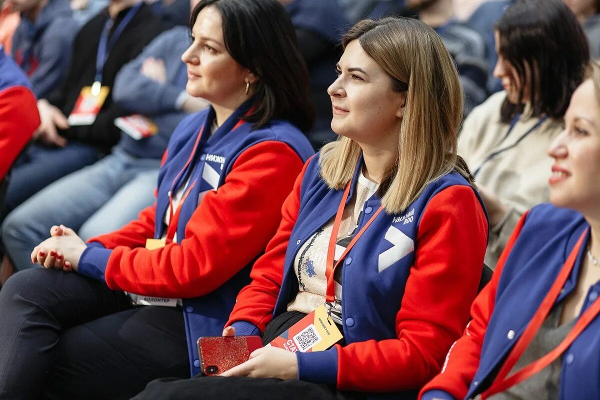 Сертификат о повышении квалификации. Аттестат оценщика. Центр 800 нижний новгород логотип. Ано 800. Сертификат юриста.