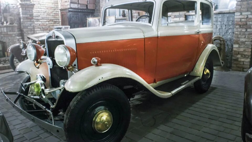 Опель 1.3 отзывы. Opel 1/2. Opel 1.3 litre. 1.2 Litre 1931 Opel. 1.8 Litre 1931 Opel.