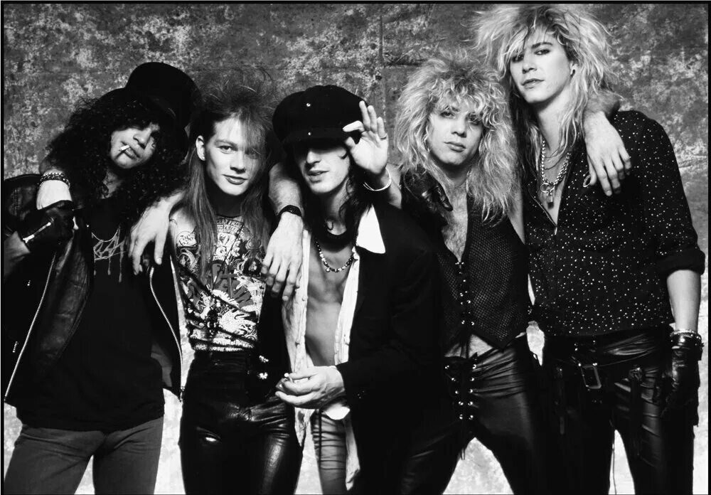 Ганзес роуз слушать. Группа Guns n’ Roses. Guns n Roses 1985. Guns n Roses 80. Guns n Roses 80s.