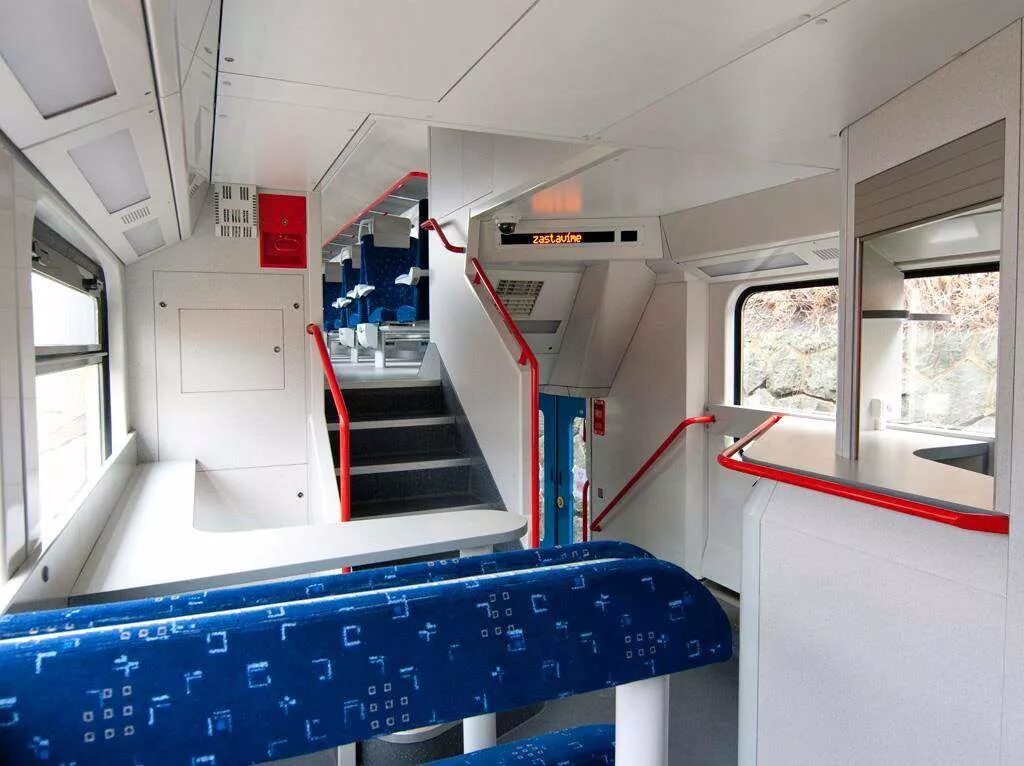 2х этажный поезд ржд купе. Двухэтажный купейный вагон. Внутри 2 х. The evil within 2 монстры призрак. Внутри 2 х.