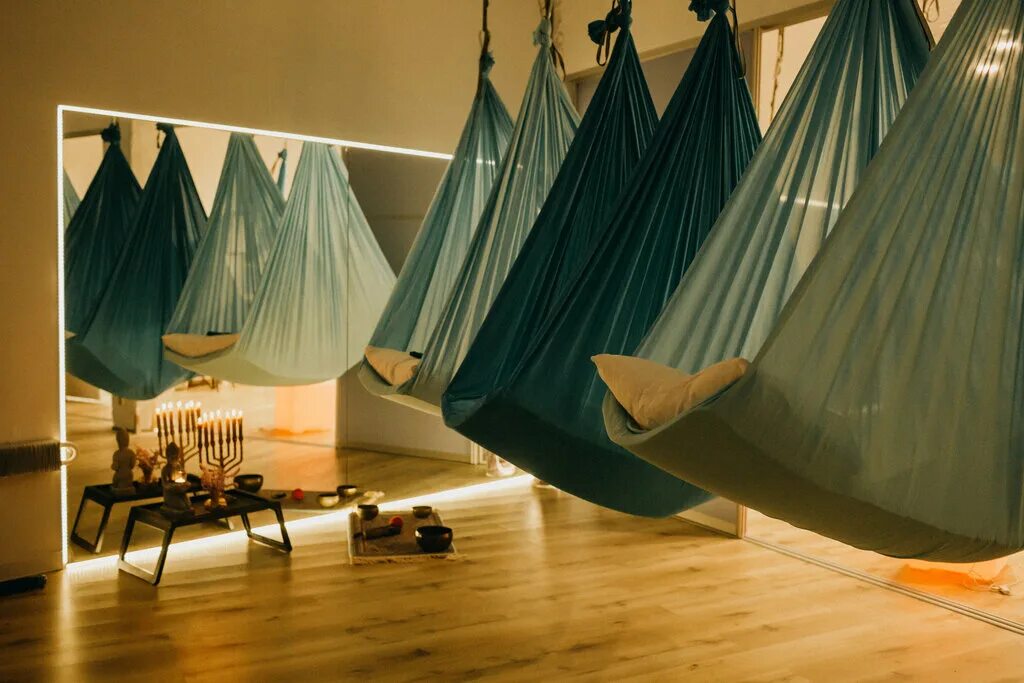 Cooper space москва. Йога космос. Yahmurspace центр звуковой терапии и релаксации. Yahmur space проспект мира. Ketch up бар москва покровка.