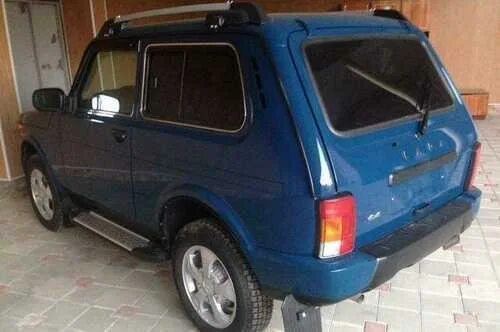 Вот и распродал все Нивы(( Осталась "Балтика" - Lada 4x4 3D, 1,7 л, 2008 года по