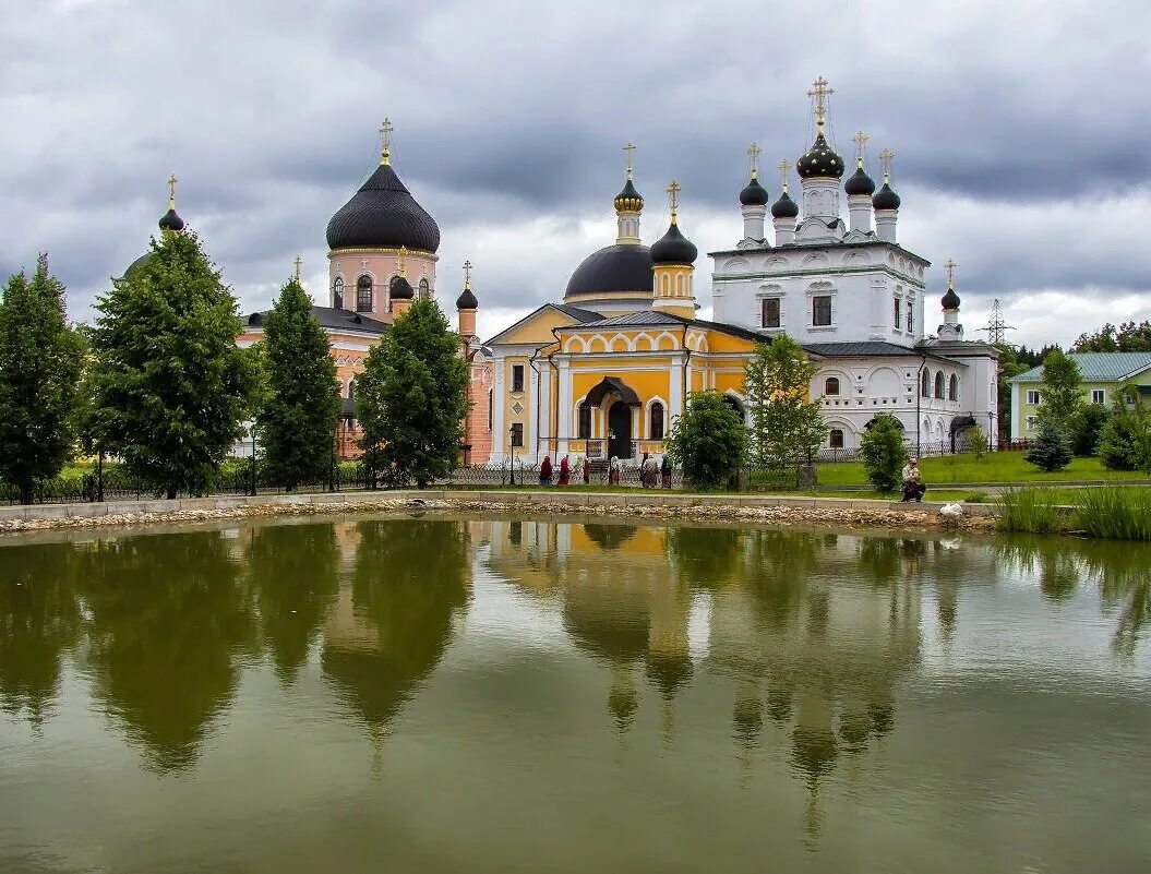 Новый быт работа. Чехов монастырь Давидова пустынь. Свято-Вознесенская Давидова пустынь. Воскресенская Давидова пустынь. Вознесенская Давидова пустынь мужской монастырь.