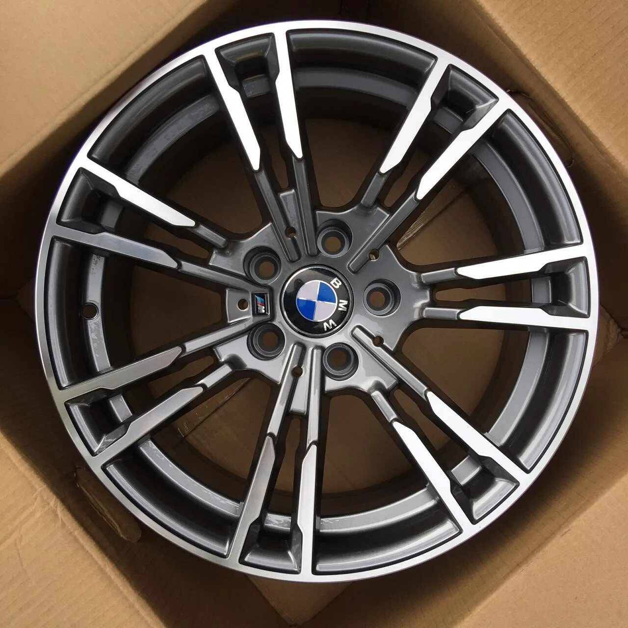 82 18 1. 706 Стиль BMW. Диски БМВ 706 стиль r20. Диски BMW g30 r18. 706 Стиль BMW f10.