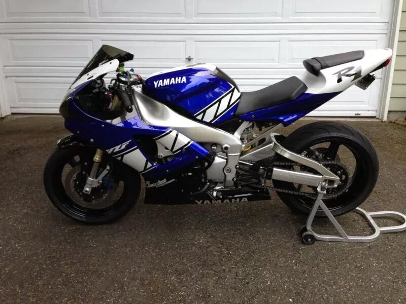 Yamaha r1 2001. Yamaha yzf-r1 2000. yamaha yzf r1 1999. yamaha yzf-r1 2001. yamaha r1 2001 года.