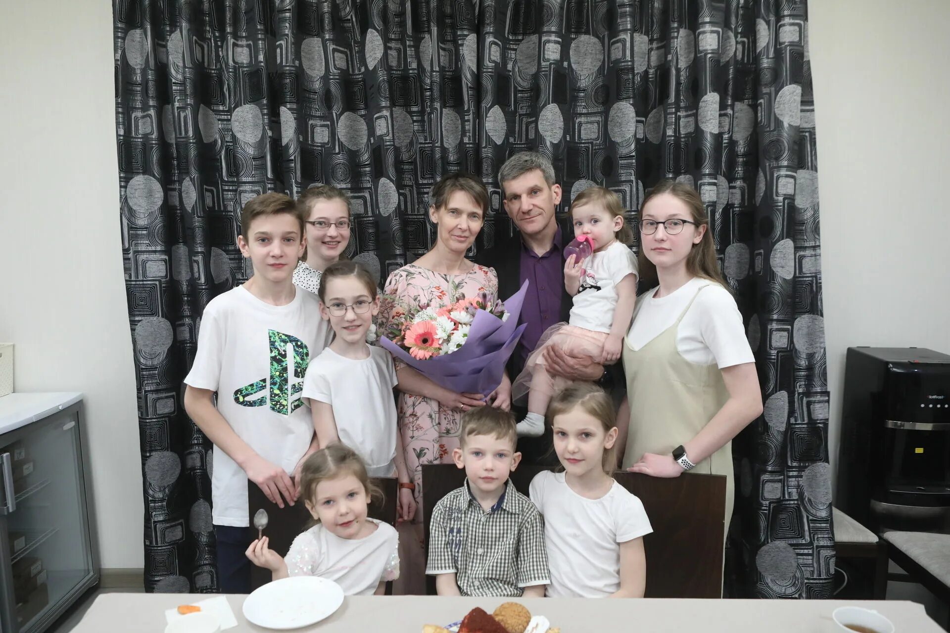 Многодетные семьи санкт петербург 2024 год