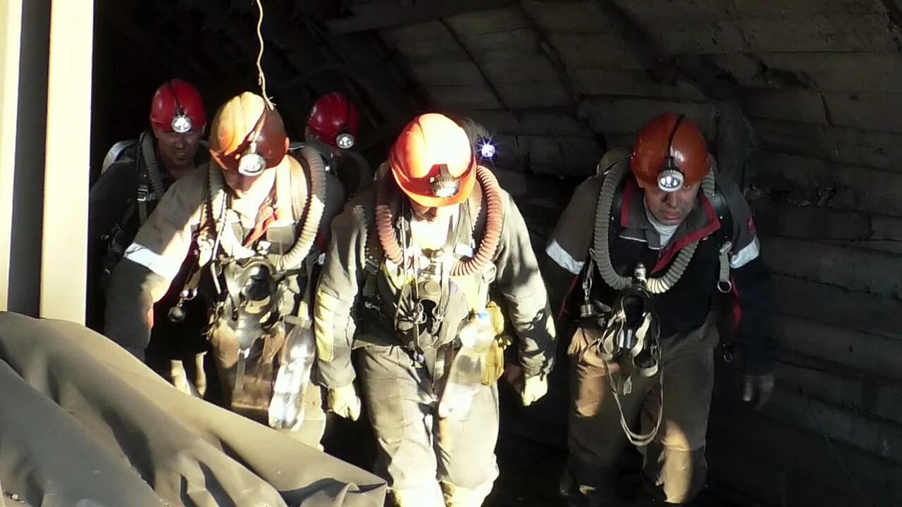 Спасательная операция на шахте сегодня. Завал в шахте.