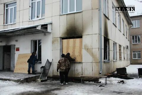 Красноармейская больница телефон