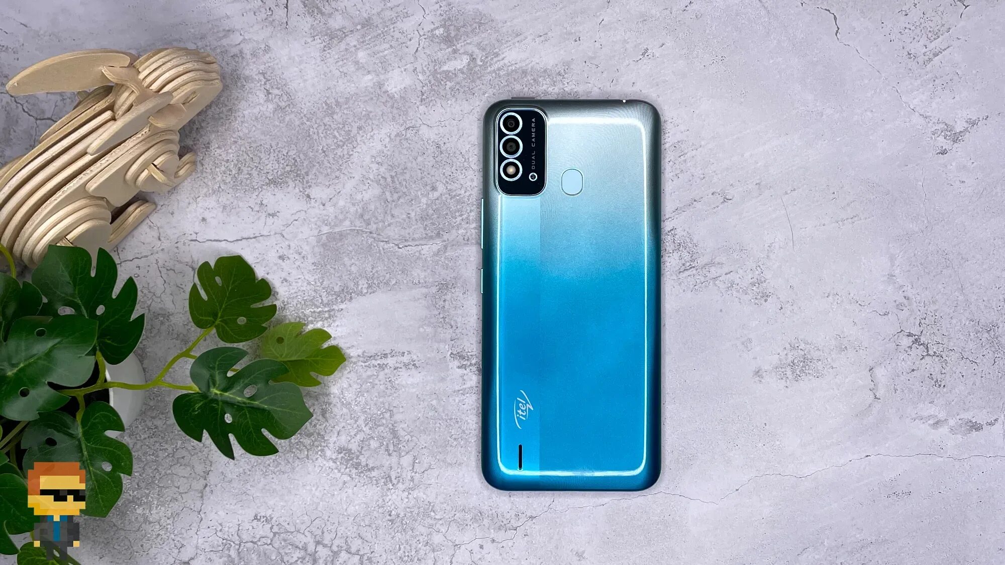 Смартфон itel vision 5. Смартфон ител визион 2с. itel vision 2s. смартфон itel vision 3. телефон itel vision 2s.