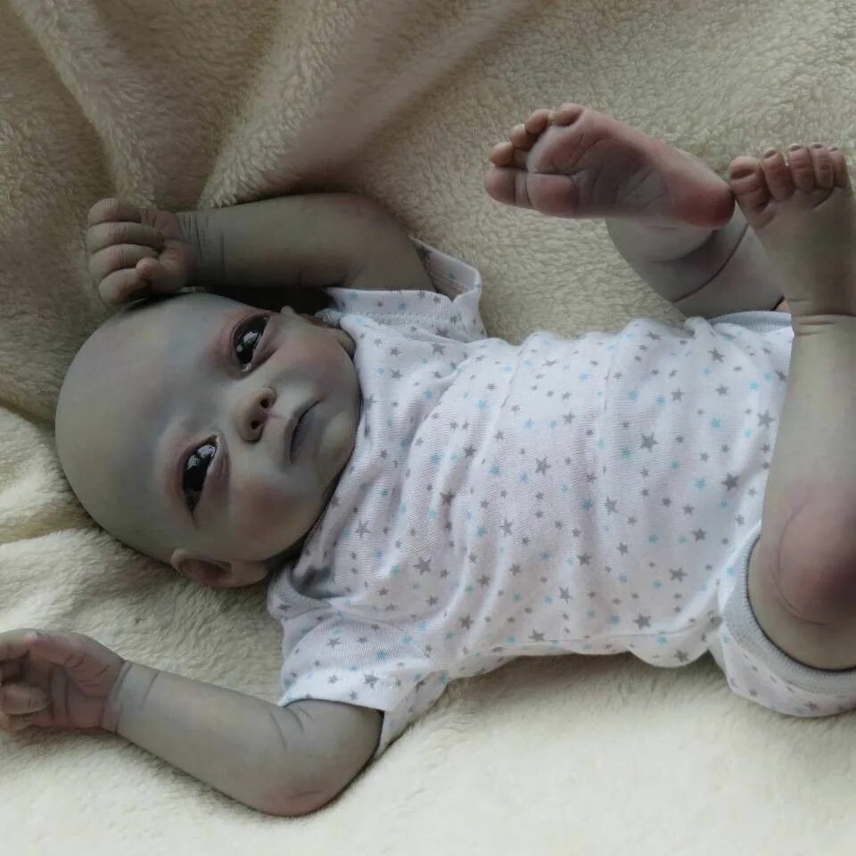 Пупсик живой. Страшный реборн. Страшный реборн. Куклы реборн мирра. Страшные куклы реборн зомби.