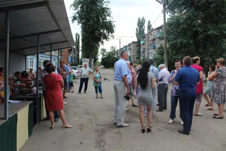 Погода новопокровском районе п новопокровский. Новопокровский район станица Новопокровская сахарный завод. Сахарный завод станица Новопокровская. Сахарный завод Новопокровская Краснодарский край. Поселок Новопокровский.