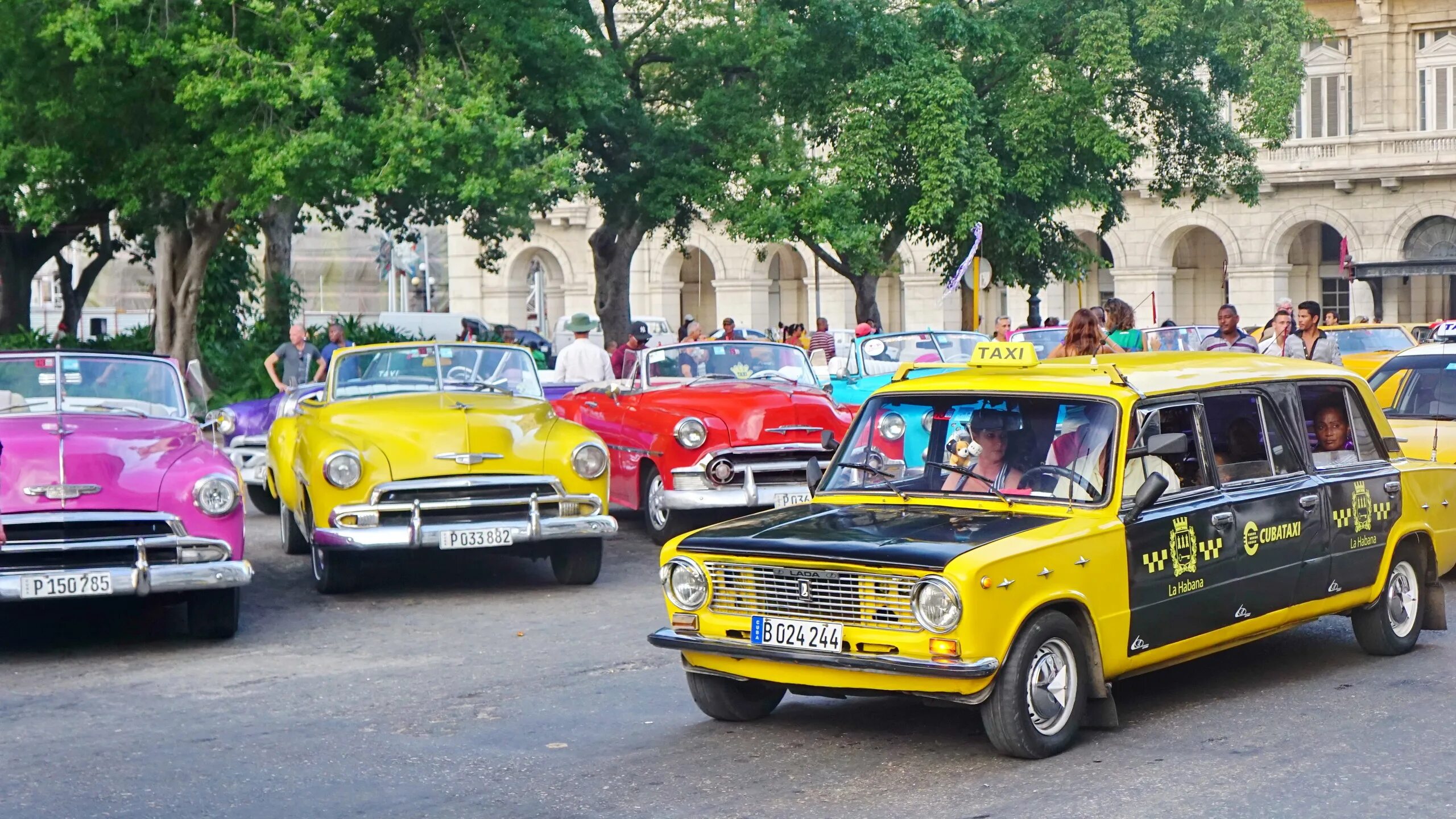 Такси копейка. ВАЗ-2101 Limousine-Taxi. ВАЗ 2101 на Кубе. ВАЗ 2101 лимузин. ВАЗ 2101 лимузин Куба.