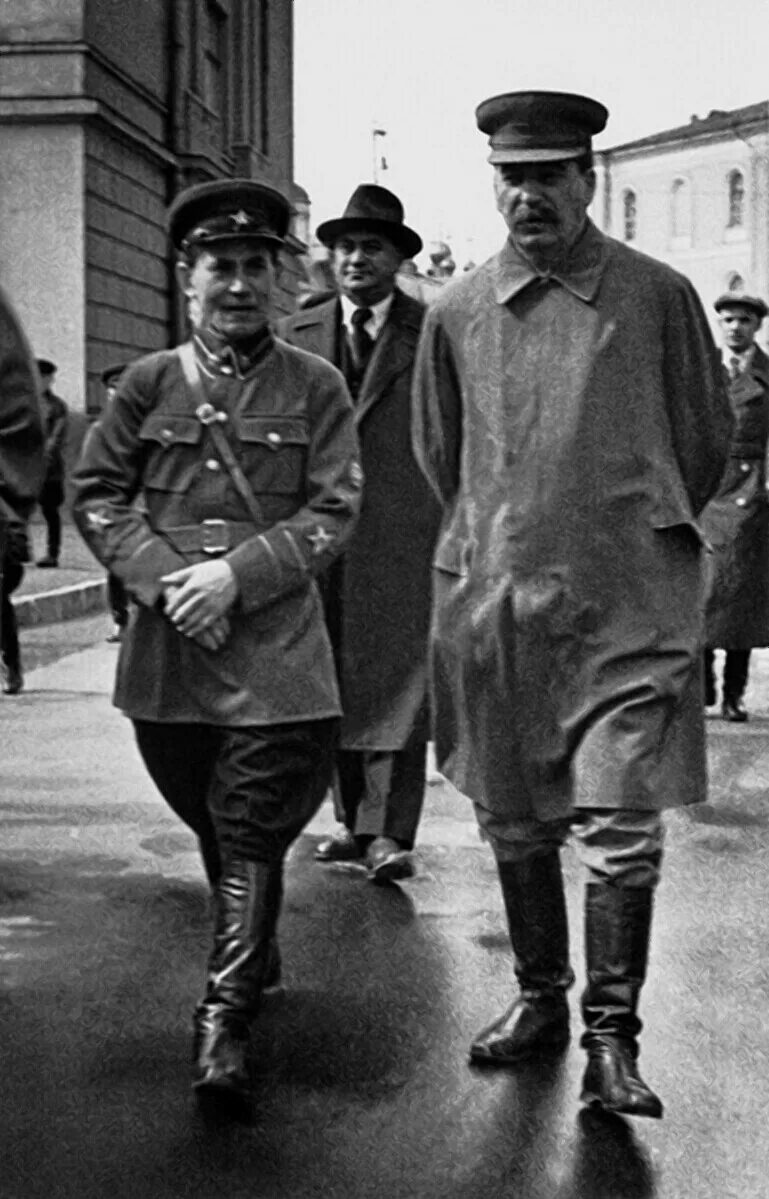 Магнитогорск в 1934. Парижская выставка 1937. Москва улицы тверская горького. Фотографии 1937 года. Сталин в 1937 репрессии.