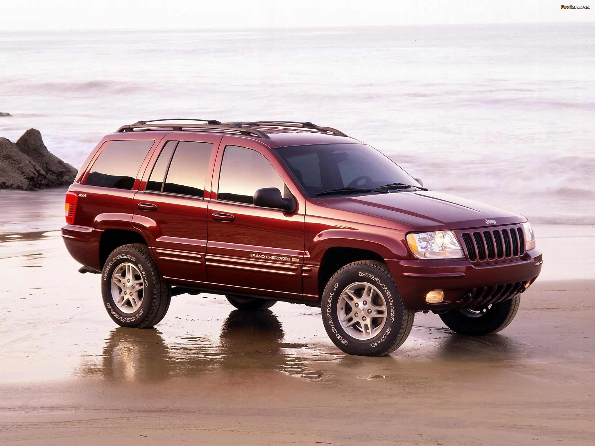 Внедорожники 2000 года. Jeep Grand Cherokee 1998-2004. Jeep Grand Cherokee WJ. Jeep Grand Cherokee 2. Jeep Grand Cherokee 1998.