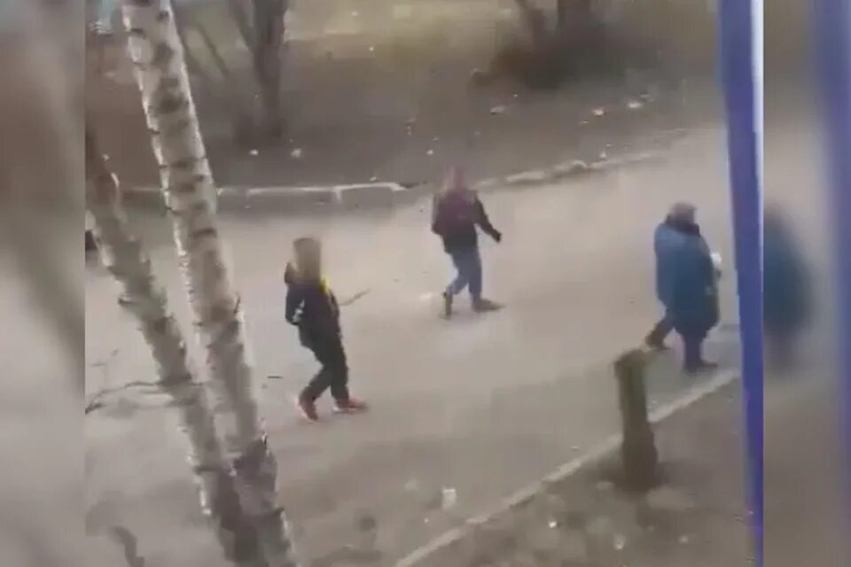 Издевались над слепым. Издевались над слепым