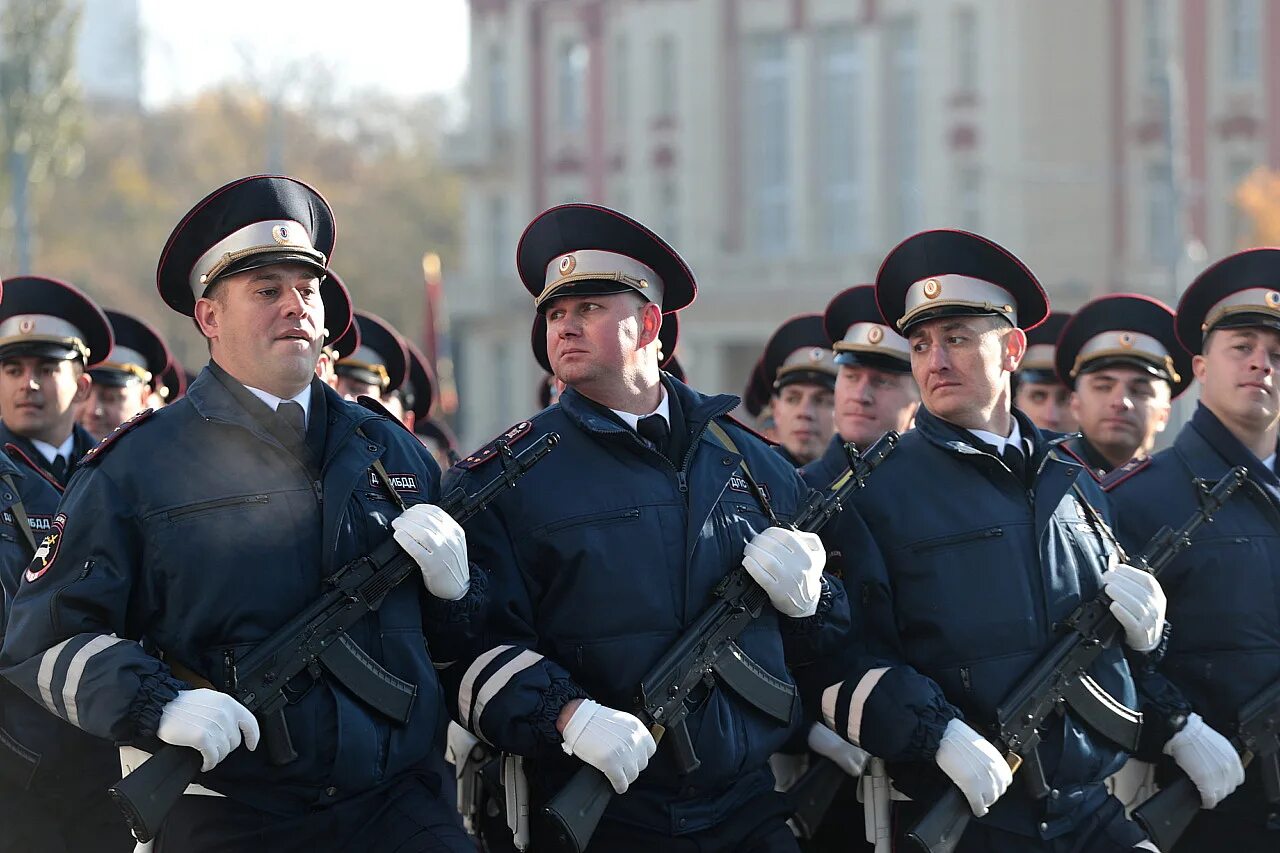 Полиция России. Российский полицейский. Сотрудник полиции. Сотрудники ОВД.