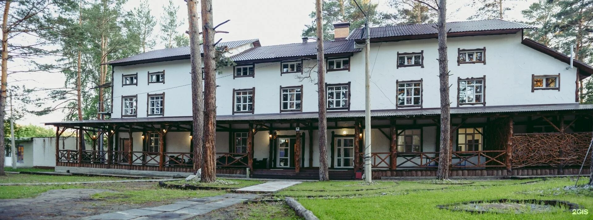Пионерская долина барнаул. Спутник 2 лагерь барнаул фото. Спутник 2 лагерь барнаул комнаты. Парк отель чайка барнаул. Парк отель чайка барнаул.