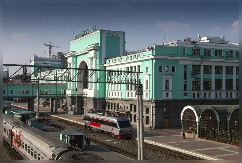 Ржд новосибирск телефон. Станция Новосибирск-главный, Новосибирск. Вокзал Новосибирск главный. РЖД вокзал Новосибирск. Новосибирск главный 2021.