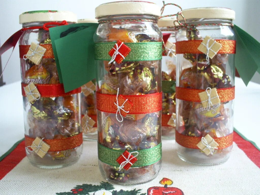 как упаковать банку на новый год. подарок в банке. упаковка подарка в банке. упаковка для банок с вареньем. подарок в баночке.