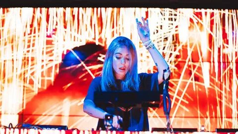 Alison Wonderland Wallpaper - Alice In Wonderland Movie Ultra Hd.
