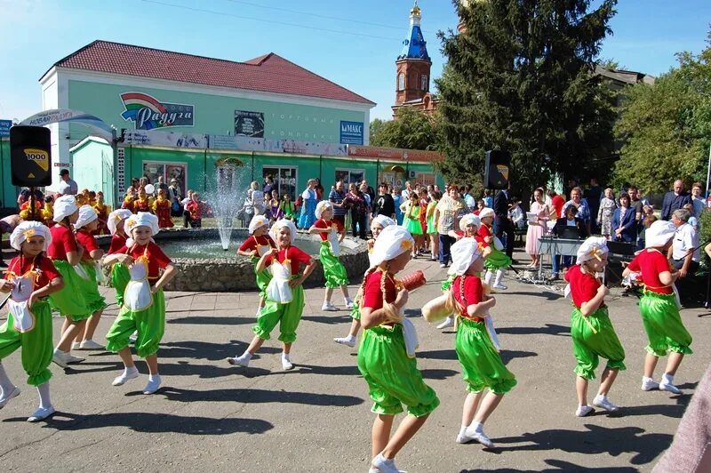 Погода в сердобске рп5. Сердобск население численность. Численость население Сердобск. Сердобск праздник на площади. Население в Сердобске Пенза.