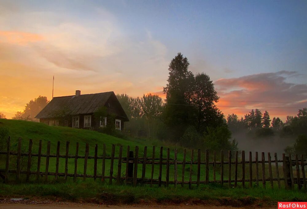 Вечер в деревне. Деревня село поселок Хутор. Литва хутора. Хутор деревня село Литва. Деревня Рудня Литва.