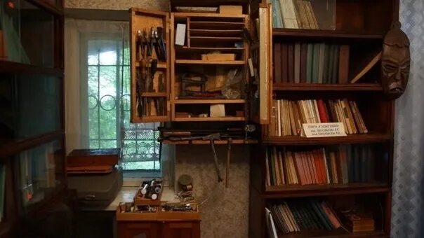 Мемориальный дом-музей академика а. Лаборатория луи пастера в париже. Милованов музей. Музей ученого. Музей ученого.