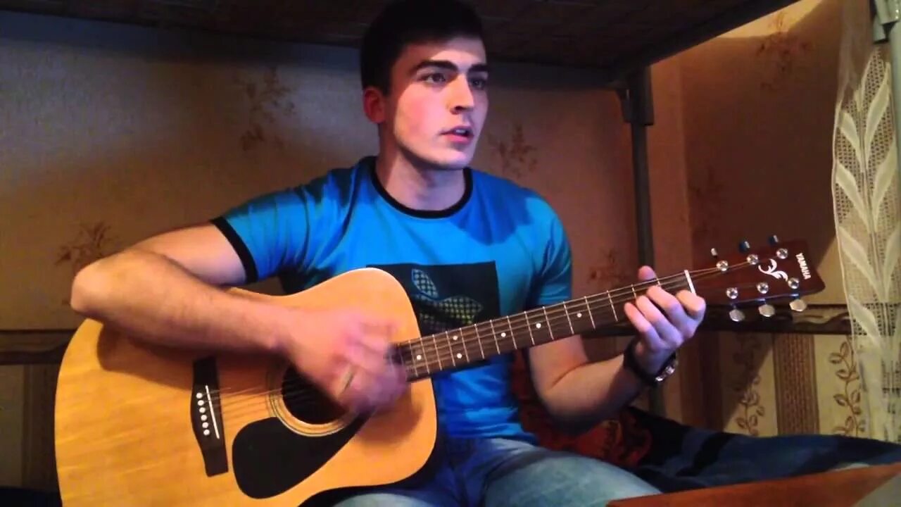 Не надо со мной прощаться