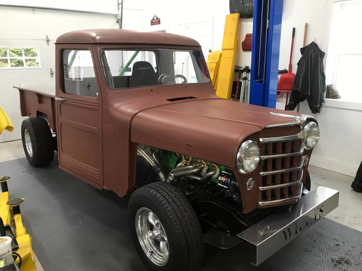 Pick up re. Виллис пикап кастом. Драгстер Виллис. Willys 1,5 Cab pick up. Маленький старый пикап Виллис.