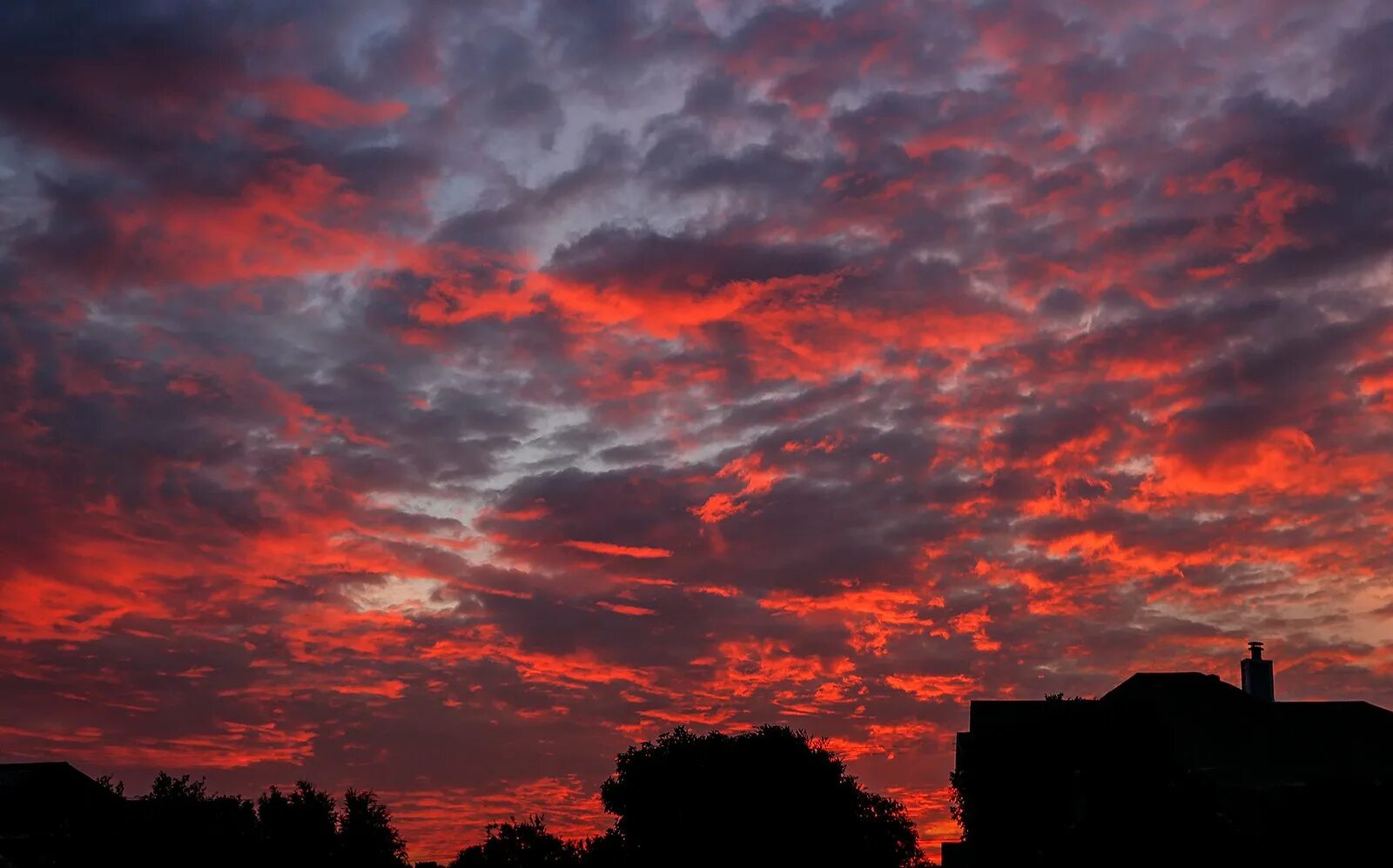 Аллее небеса. Красный закат. Красное небо. Аллее небеса. Аллее небеса.