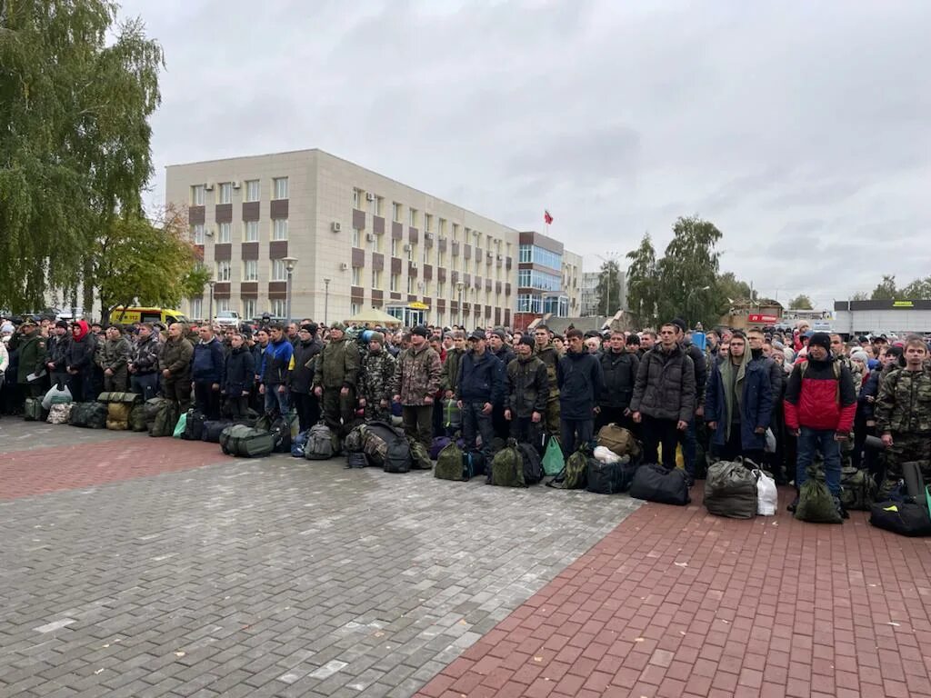 Новости наб челны свежие. Мобилизация Набережные Челны. Мобилизация 2022 Набережные Челны. Мобилизованные в Челнах. Призывники 2022.