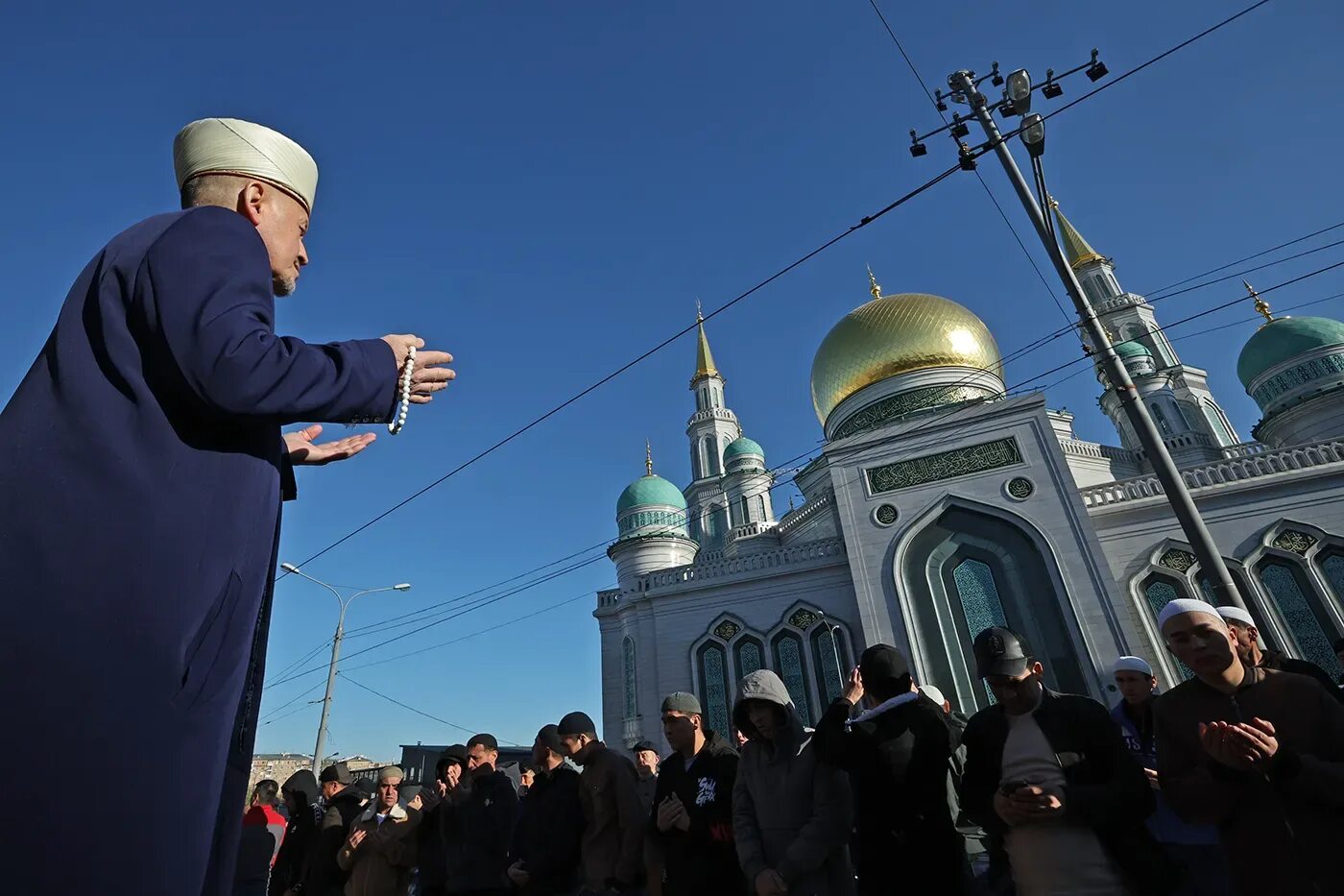 Намаз в москве ураза. Ураза-байрам 2023 в Москве. Ураза Соборная мечеть Москва. Ураза-байрам 2023 Московская Соборная мечеть. Ураза байрам Соборная мечеть.