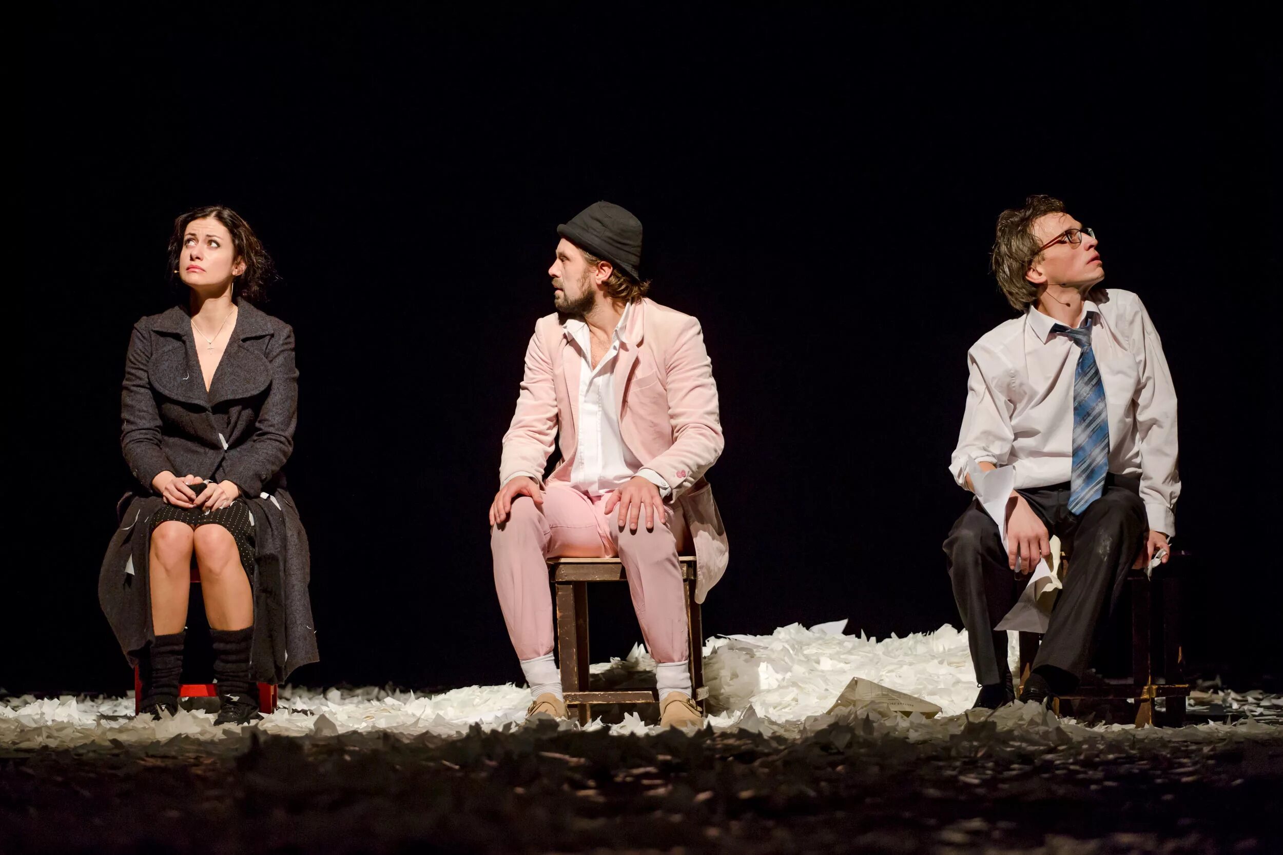 Спектакль город гоголь театр ленсовета. Перегудов в спектакле женитьба нет. Ленсовета театр город женитьба. Город женитьба гоголь ленсовета. В погоне за счастьем ленсовет спб актёры.