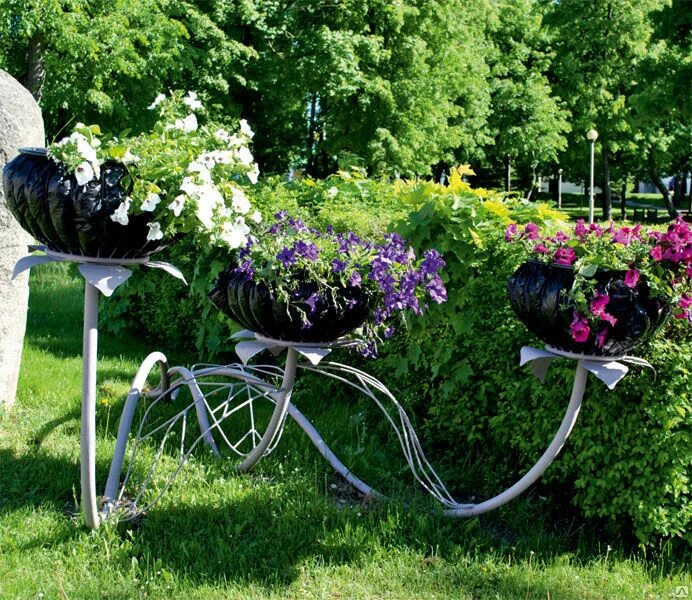 клумбы из металла. малые архитектурные формы для цветов. клумбы из металла. вазоны для цветов из металла. вазон металлический для цветов.