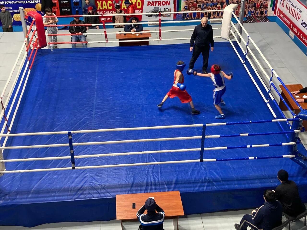 Клуб по боксу 13. Секции бокса в хасавюрте. Бокс хасавюрте. Бокс хасавюрте. Тренера по боксу в хасавюрте.