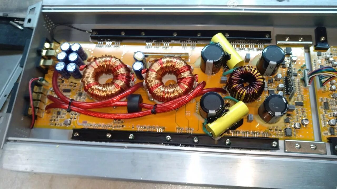 мегаджет 600 плюс. кикс 1. Kicx qs 1. 600 диоды. предохранитель amp pro.