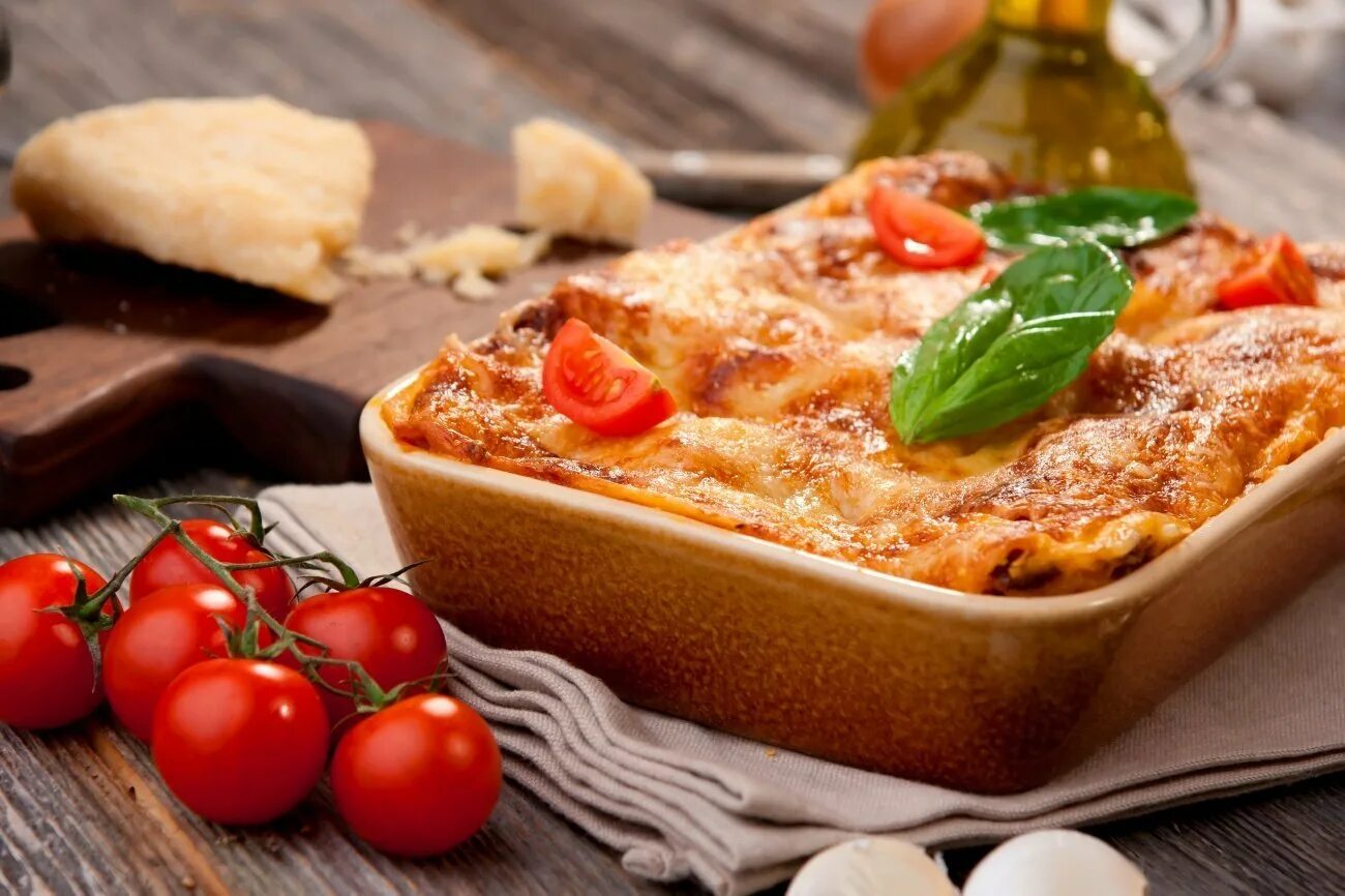 Итальянская кухня в домашних условиях. Магги лазанья. Лазанья (Lasagna) Италии. Итальянская кухня.