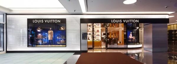 Бутик луи виттон. Louis vuitton алматы. Тц esentai mall алматы. Louis vuitton алматы. Louis vuitton алматы.