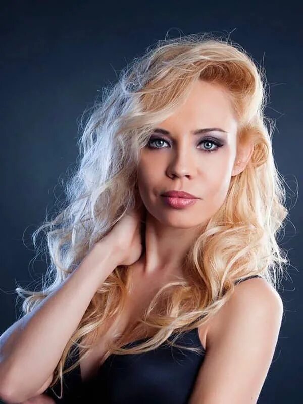 Ведущие европа плюс елена абитаева. Куда делась лена абитаева. Абитаева елена 2015. Елена абитаева радиоведущая. Куда делась лена абитаева.