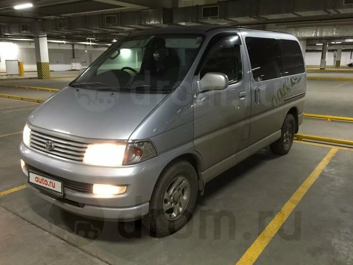 Тойота хайс 1998 года. Toyota hiace h100 regius. hiace h100 1998. тойота hiace h200 серый. hiace h100 поколения.