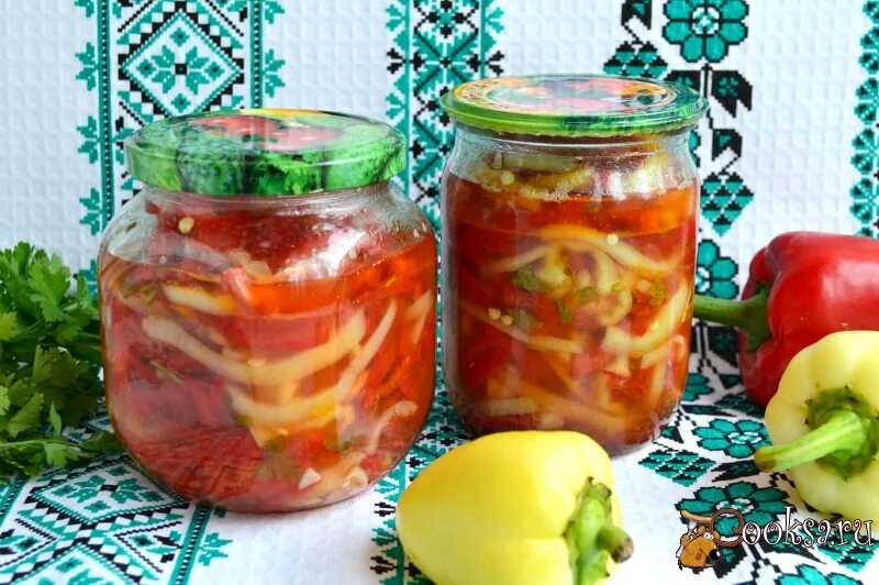 Маринованный перец. Помидоры сладкий перец лечо. Вкусные простые заготовки из перца болгарского рецепты. Вкусные простые заготовки из перца болгарского рецепты. Перец в заливке на зиму.