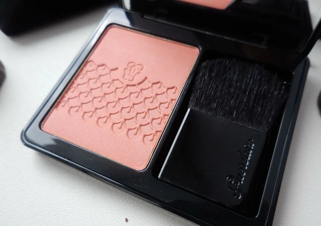 Guerlain peach mirage. Румяна guerlain. guerlain румяна rose aux joues. guerlain bloom of rose fall 2015 rose aux joues. румяна герлен 6 цветов.