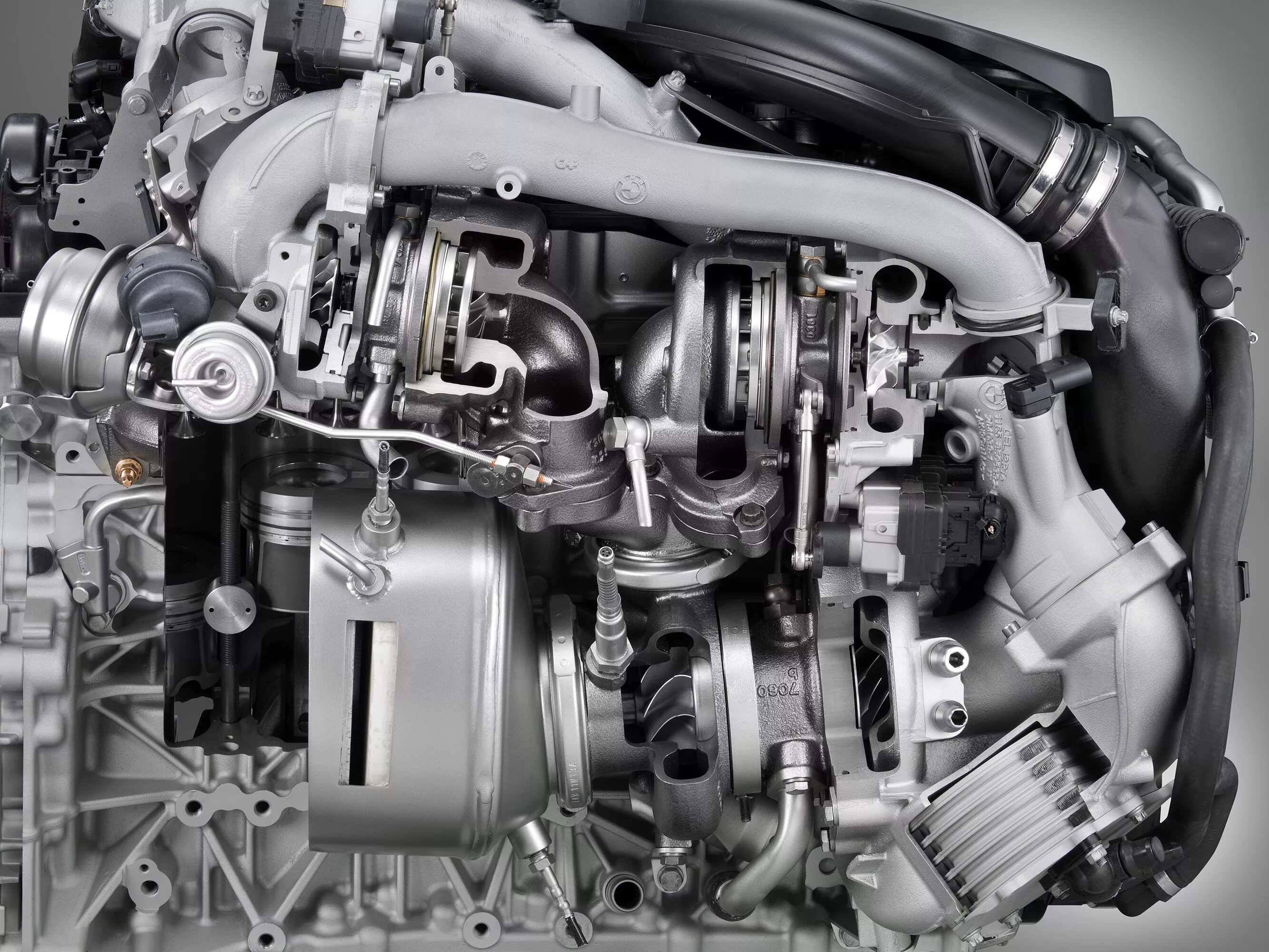 Где установить двигатель. BMW n57s Diesel. N57 BMW двигатель дизель. Мотор n57 3.0 дизель. БМВ дизель с 3 турбинами.