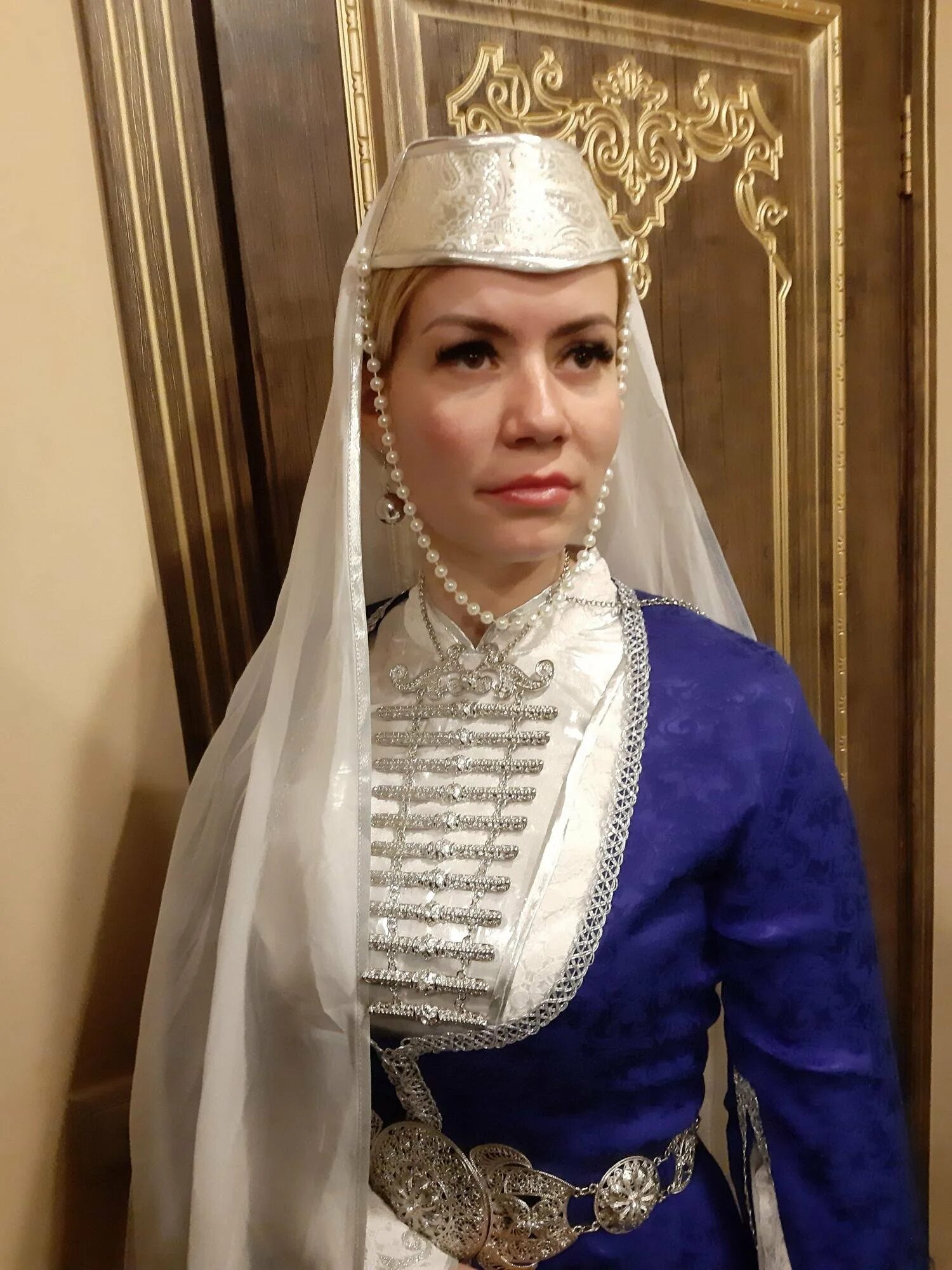 Девочка на осетинском. Девочка на осетинском