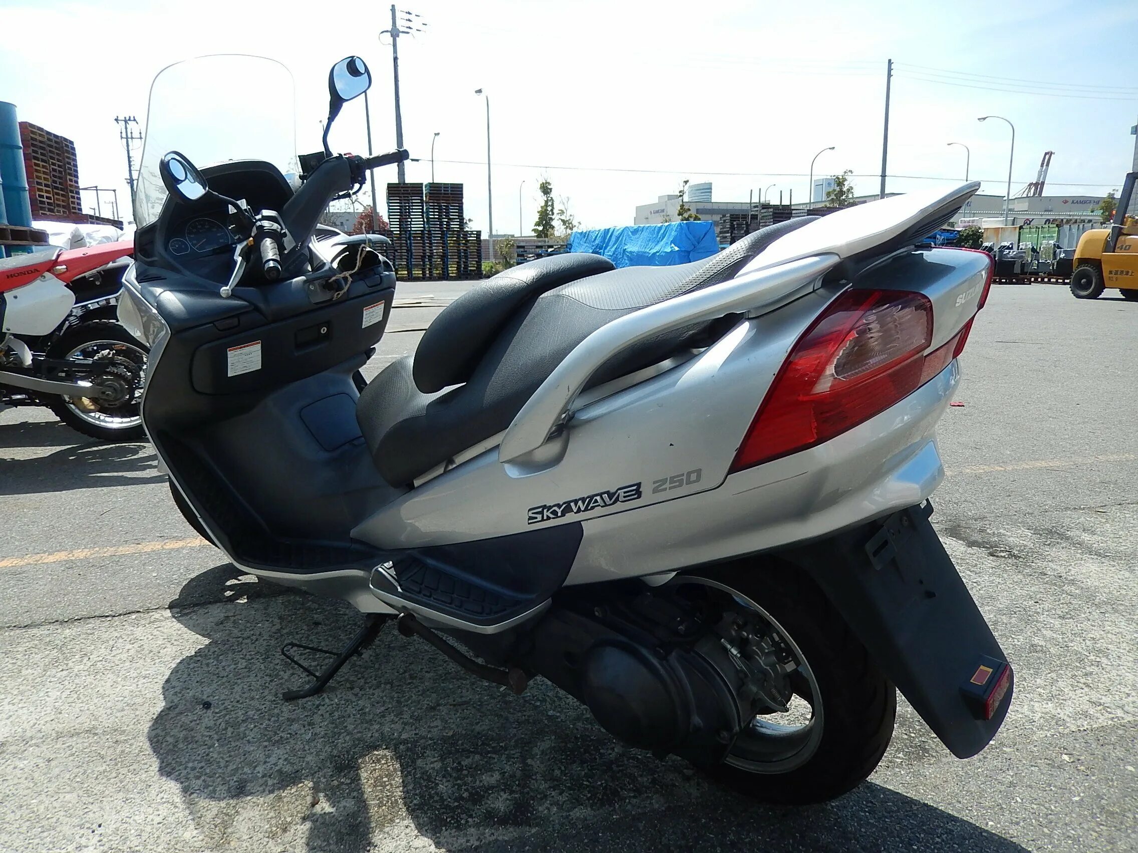 Suzuki Skywave 250. Suzuki Skywave 250 s. Suzuki Skywave 250 2003. Макси скутер 400-650 куб. Макси скутер 250