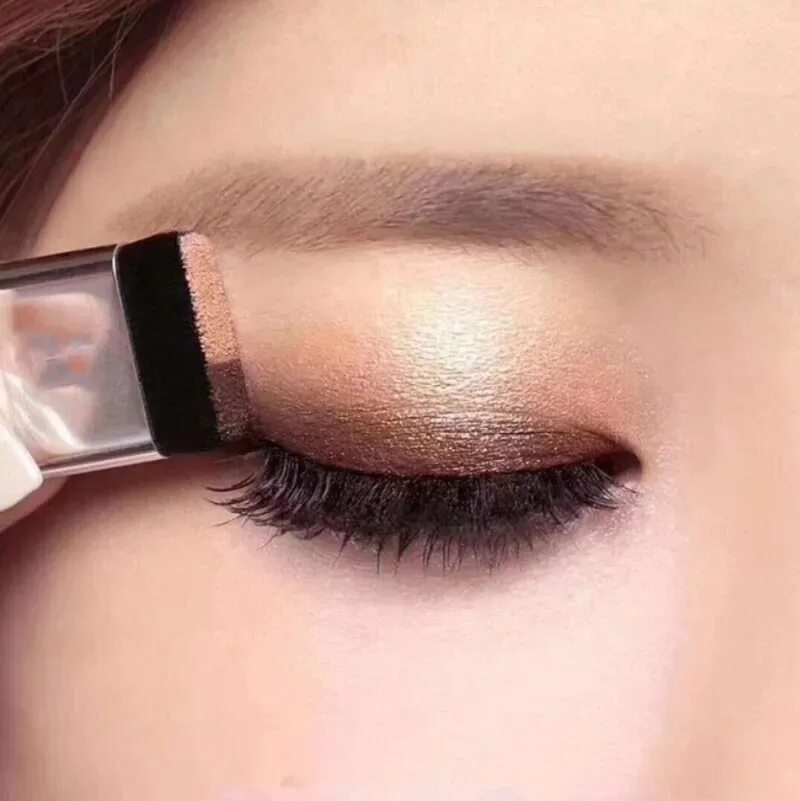 Eye shadow matte. Тени для век 16 brand. тени перфект matte eyeshadow. тени бежевые матовые. макияж век тенями.