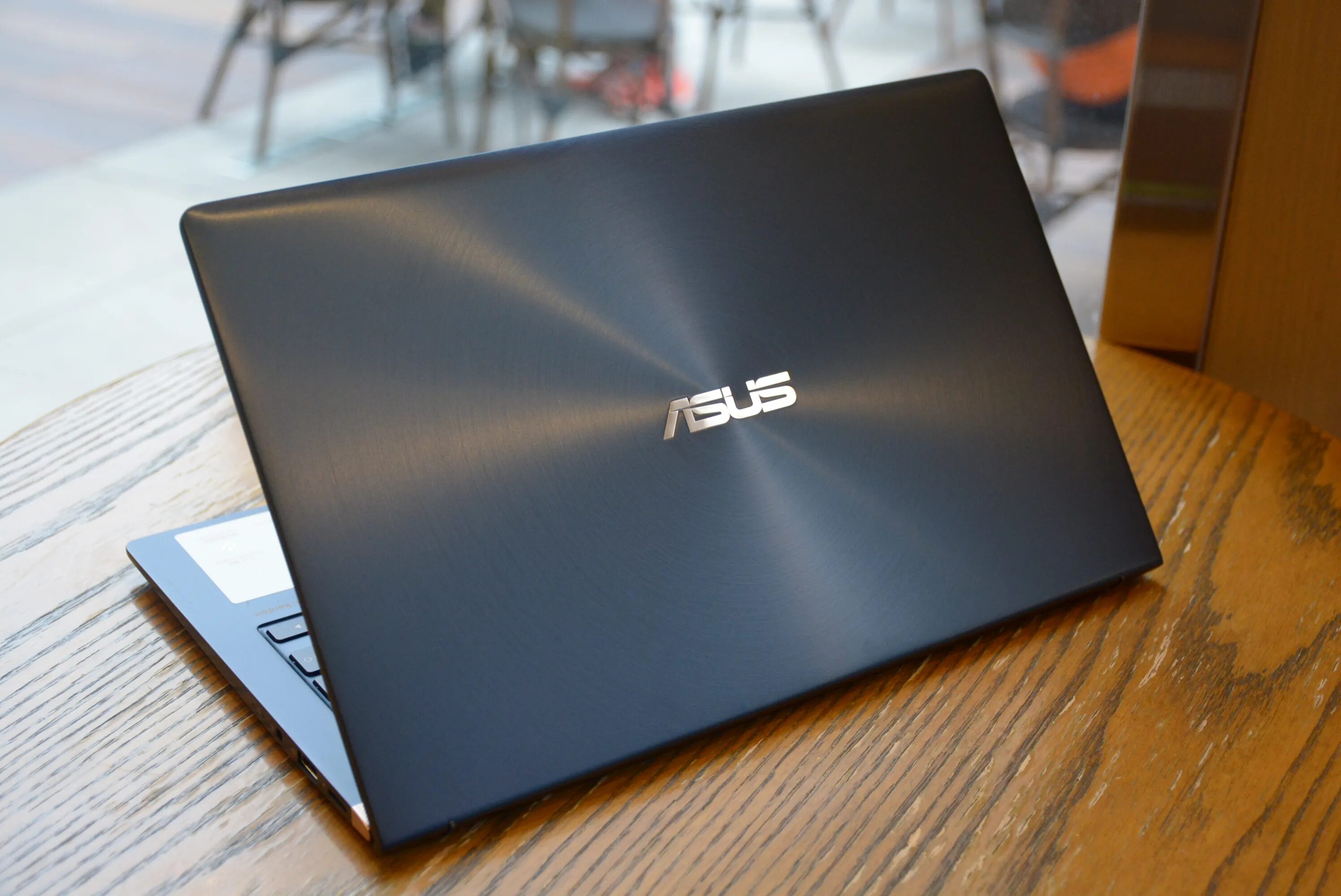 Asus zenbook 9