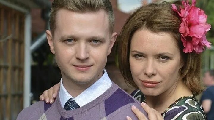 Олеся фаттахова 2022. Мелодрамы куда уходят. Мелодрамы куда уходят. Чужое лицо мелодрама 2015. Любовь на районе сериал.