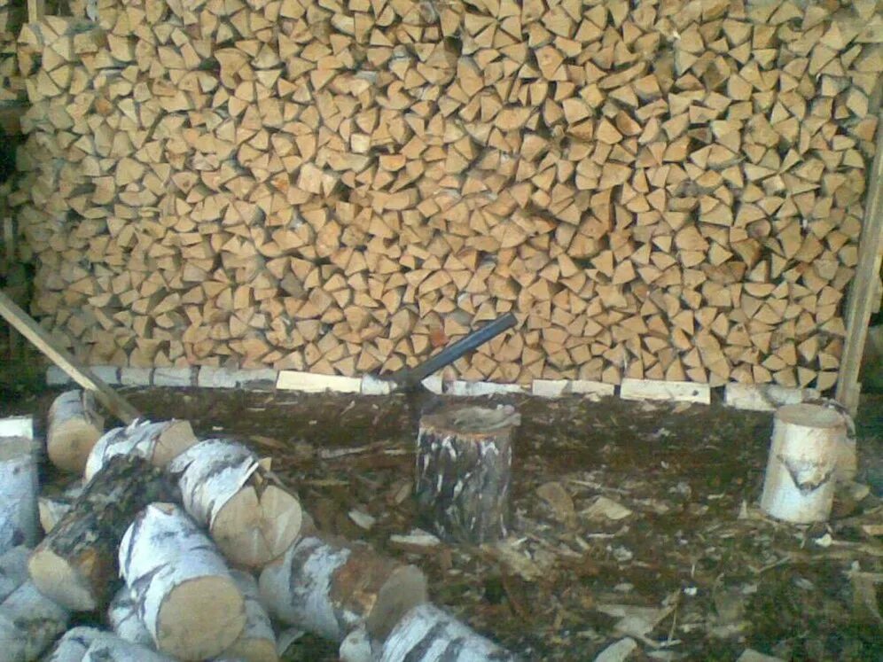 Дрова самара. Дрова неколотые. продаются дрова. дрова березовые колотые в укладку.